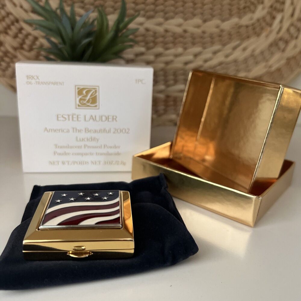 Estee Lauder America The Beautiful 2002 Powder Compact‎ NIB flag gold